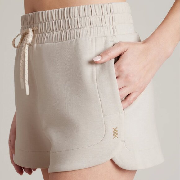 Rhone DreamGlow Shorts in Sand Women's size Medium - Picture 5 of 10